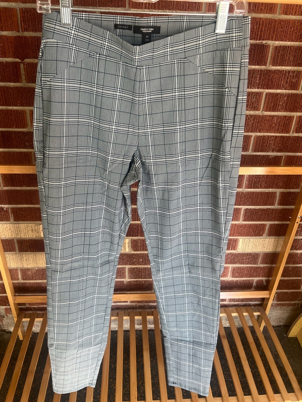 Vera Wang plaid pants